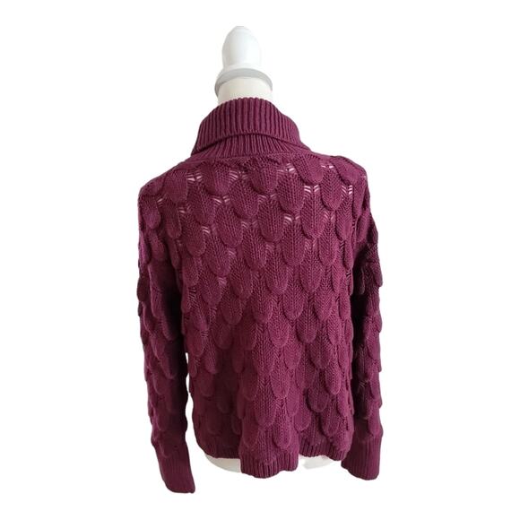 $10 Sale Purple Scallop Design Knit Turtleneck - Picture 3 of 6